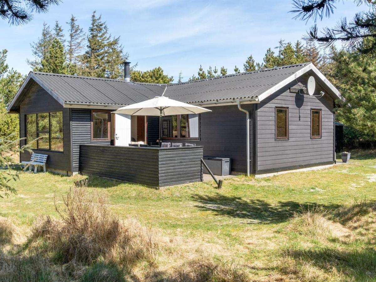 Holiday Home Antoinetta - 900M From The Sea In Nw Jutland By Interhome Saltum Buitenkant foto